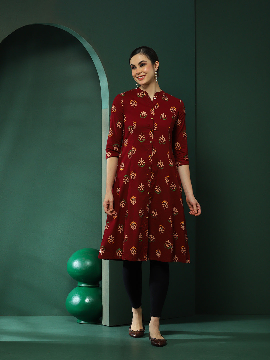 Maroon Floral Print Button Down Kurta - Elganza