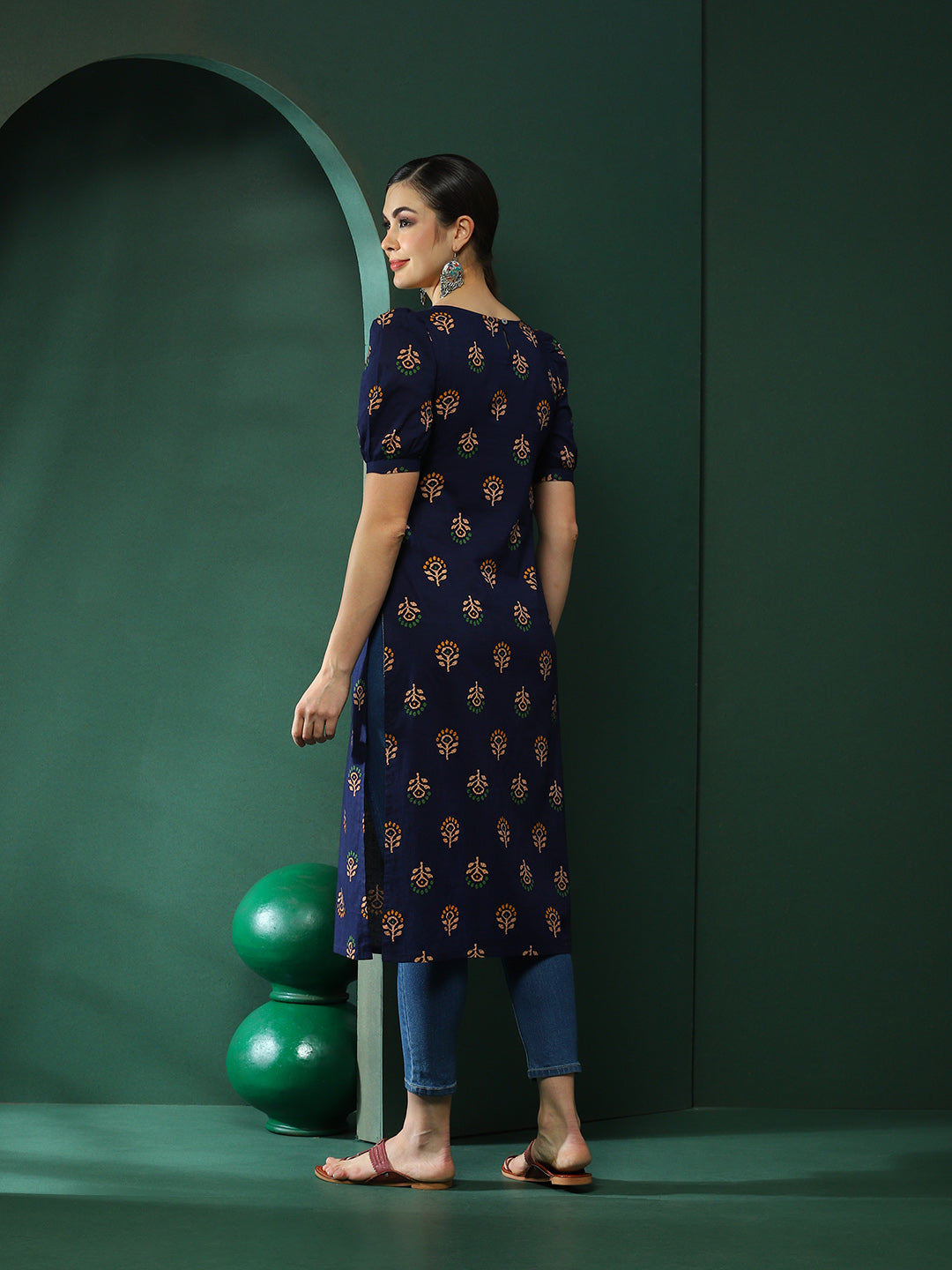 Navy Blue Floral Print Kurta - Elganza