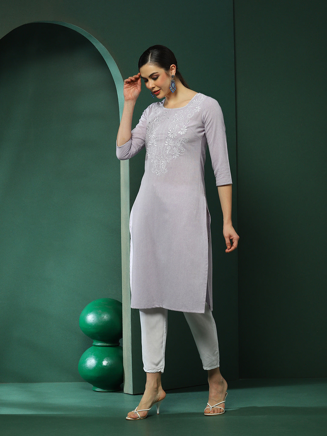 Lavender Embroidered Yoke Kurta - Elganza