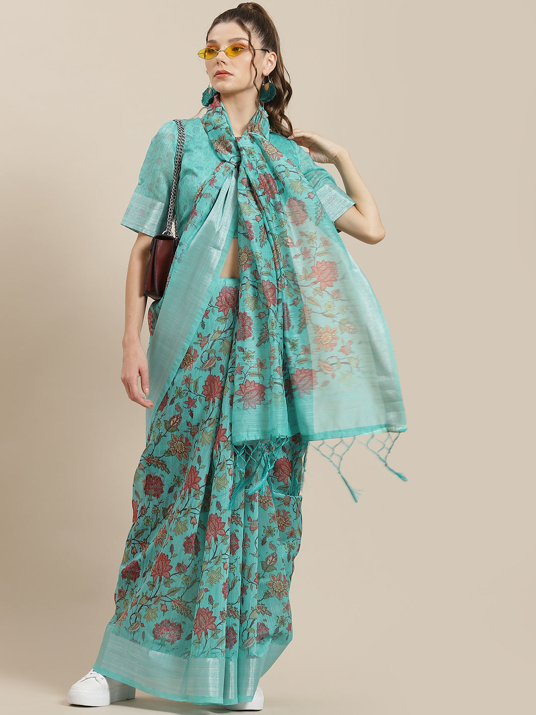Blue Floral Print Saree With Blouse Piece - Elganza
