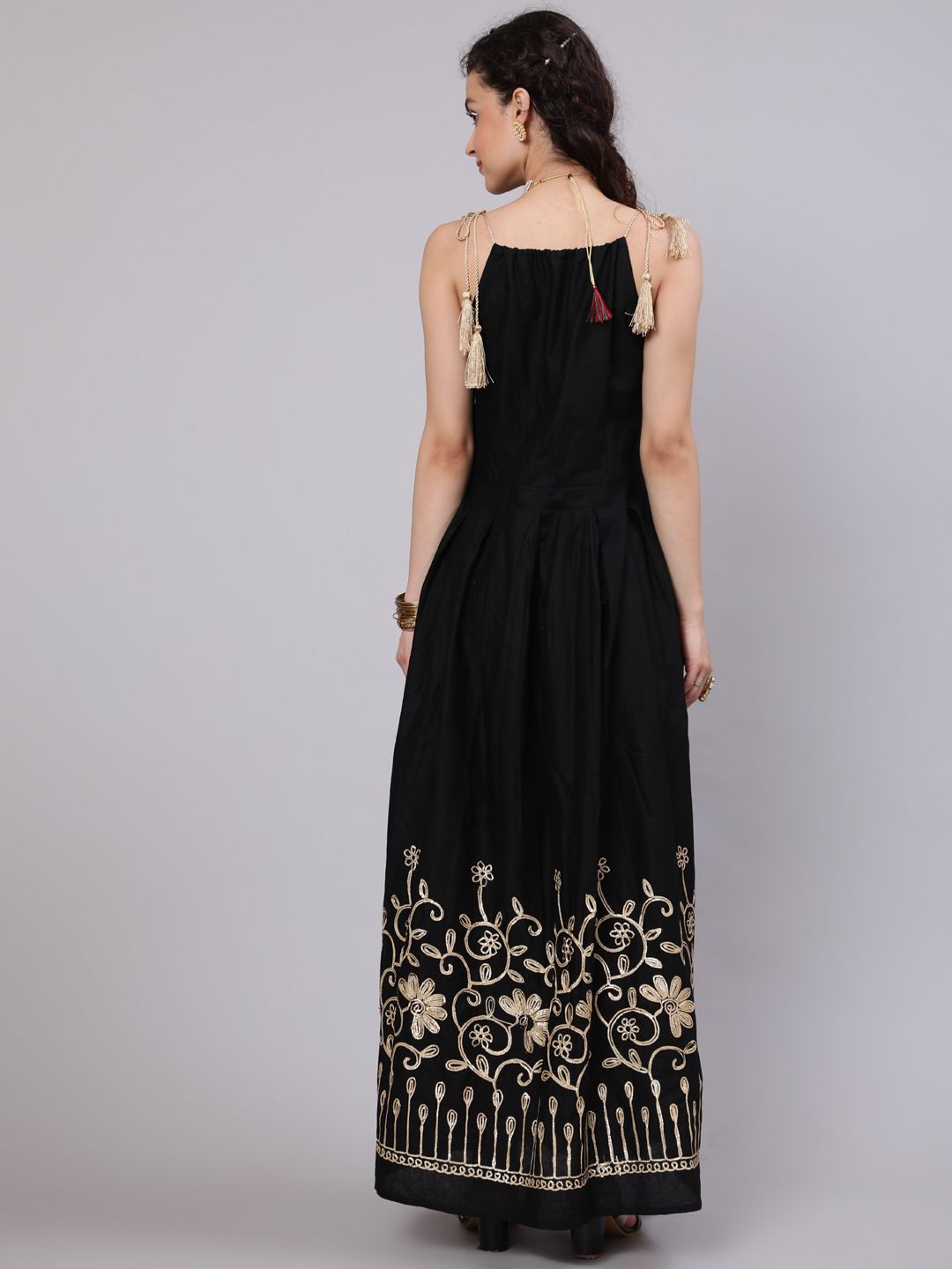 Black Floral Embroidered Maxi Dress - Elganza