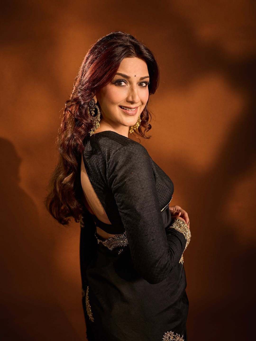 Designer Bollywood Rangoli Crush Silk Saree with Jari & Sequins Embroidery and Cutwork Border