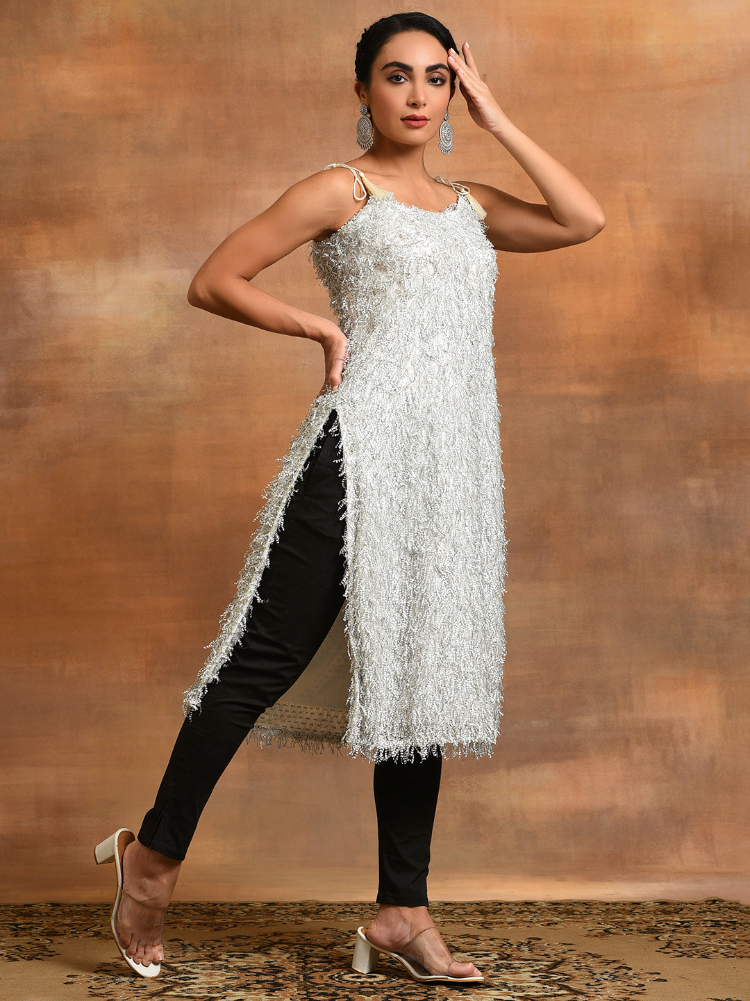 White Fur Designed Kurta - Elganza