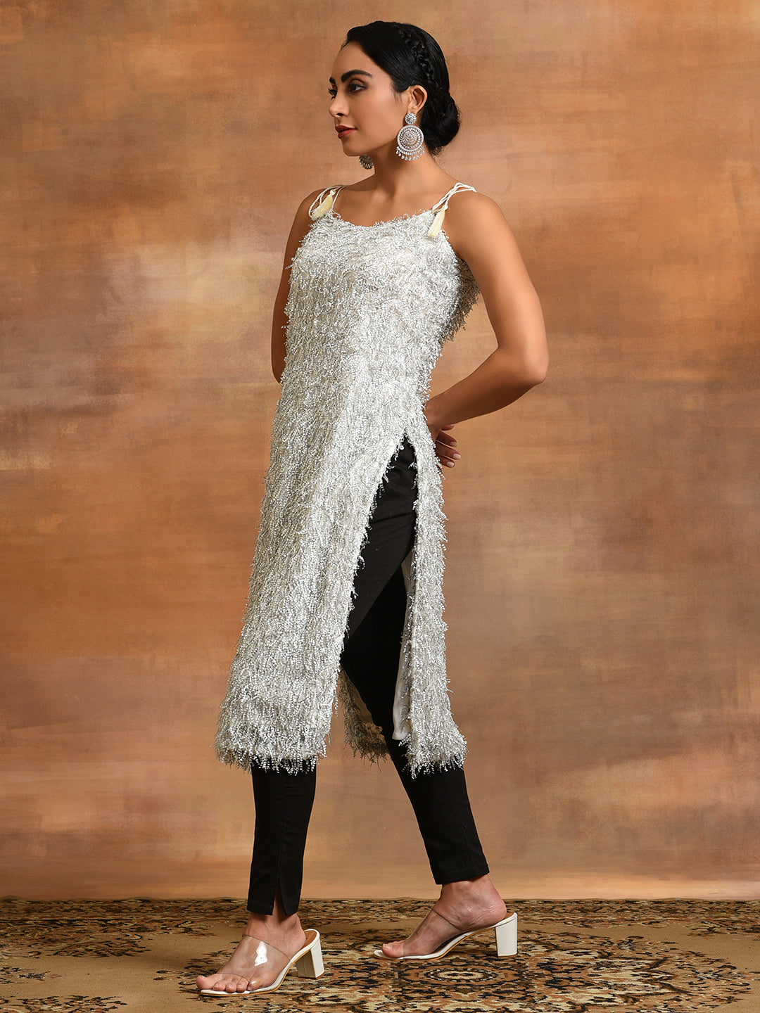 White Fur Designed Kurta - Elganza