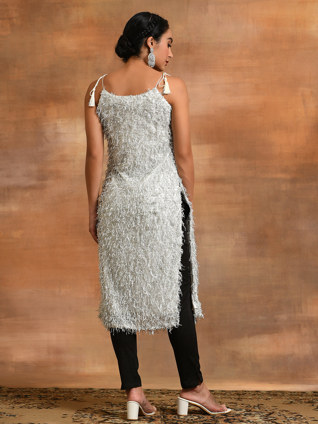White Fur Designed Kurta - Elganza