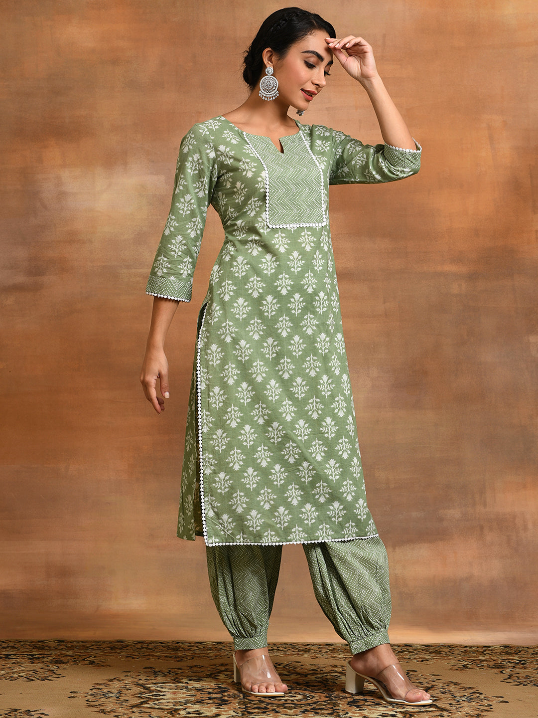 Pastel Green Floral Print Kurta With Balloon Palazzo - Elganza