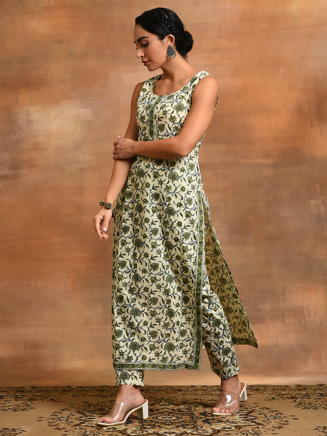 Sleeveless Cotton Kurta Set - Elganza