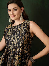 Black Box Pleated Dress - Elganza