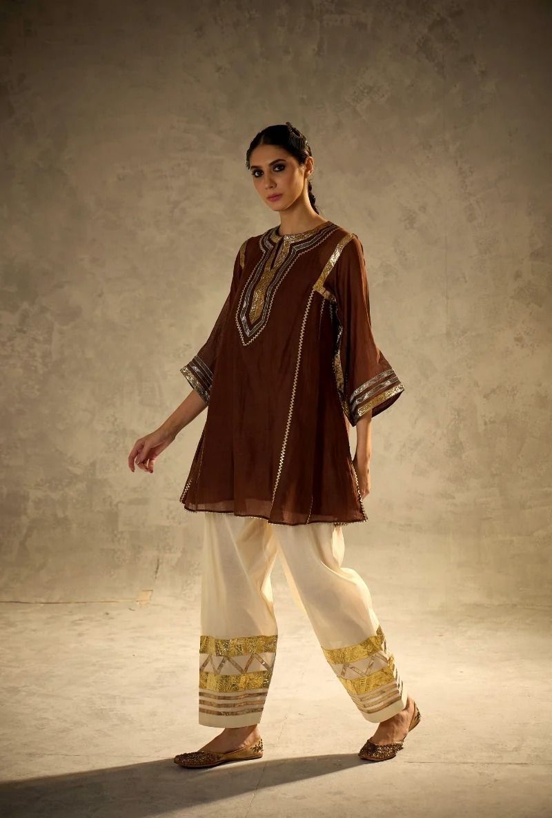 Women Designer 2 Piece Chanderi Suit Set with Lampi Lace Work