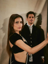 Elegant Viscose Velvet Winter Saree with Pearl Lace Border