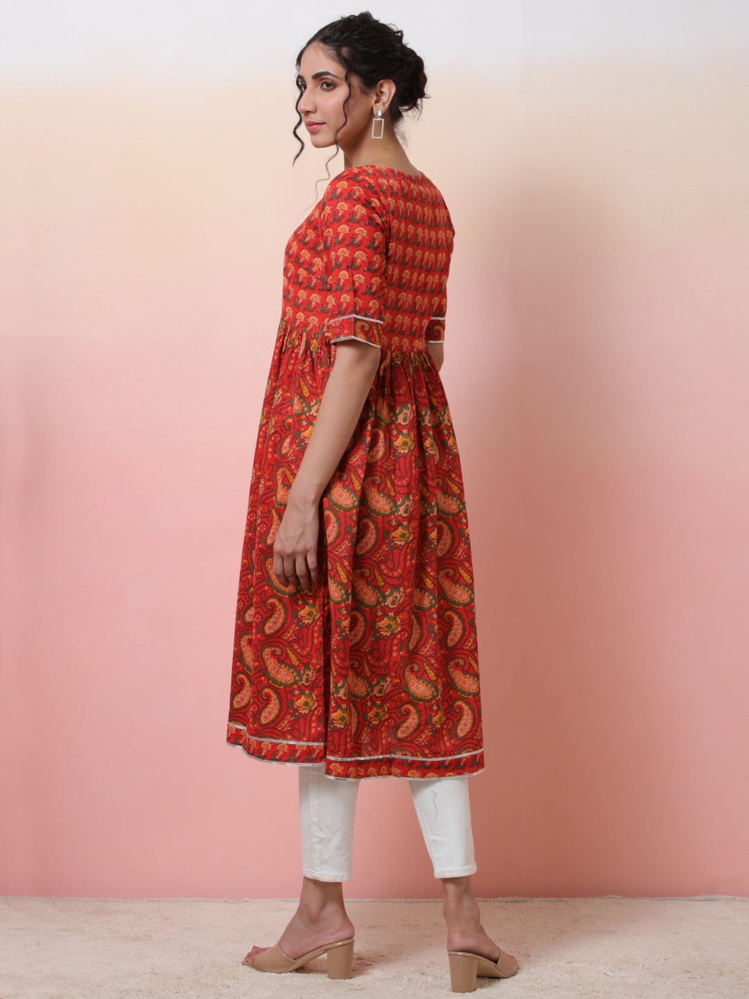 Red Floral Print Gathered Kurta - Elganza