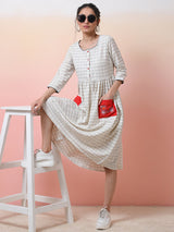 White Checked Dress With Embroidered Pockets - Elganza