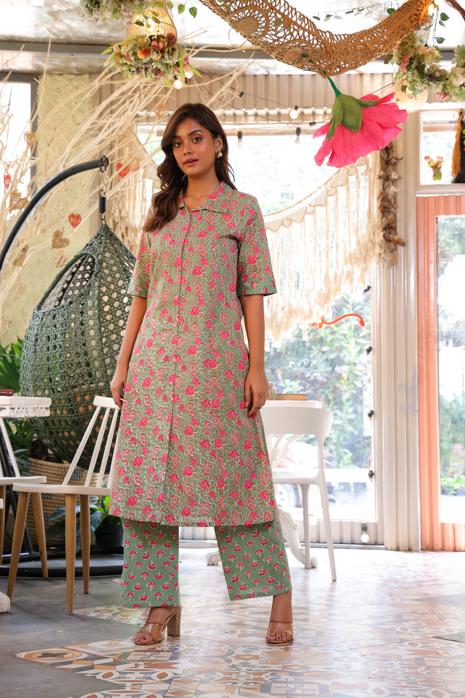 Green & Pink Ethnic Motif A-Line Kurta Set - Elganza