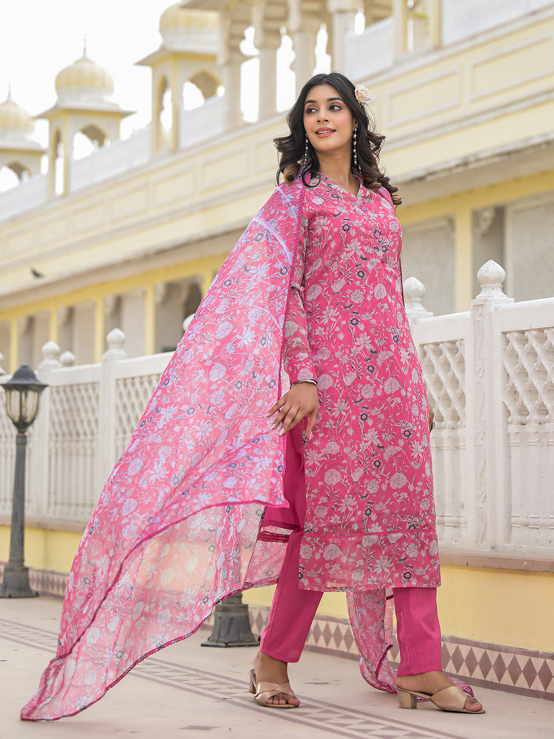 Pink And White Chanderi Kurta Set With Printed Organza Dupatta - Elganza