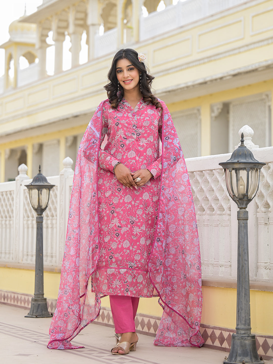 Pink And White Chanderi Kurta Set With Printed Organza Dupatta - Elganza