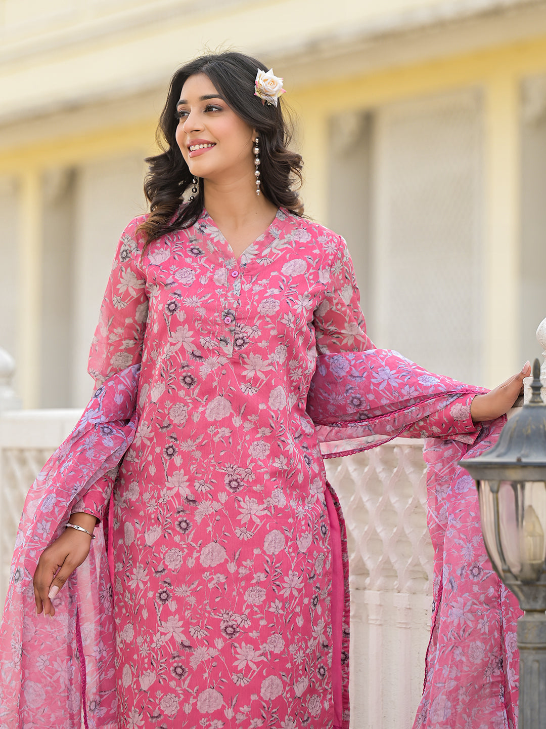 Pink And White Chanderi Kurta Set With Printed Organza Dupatta - Elganza