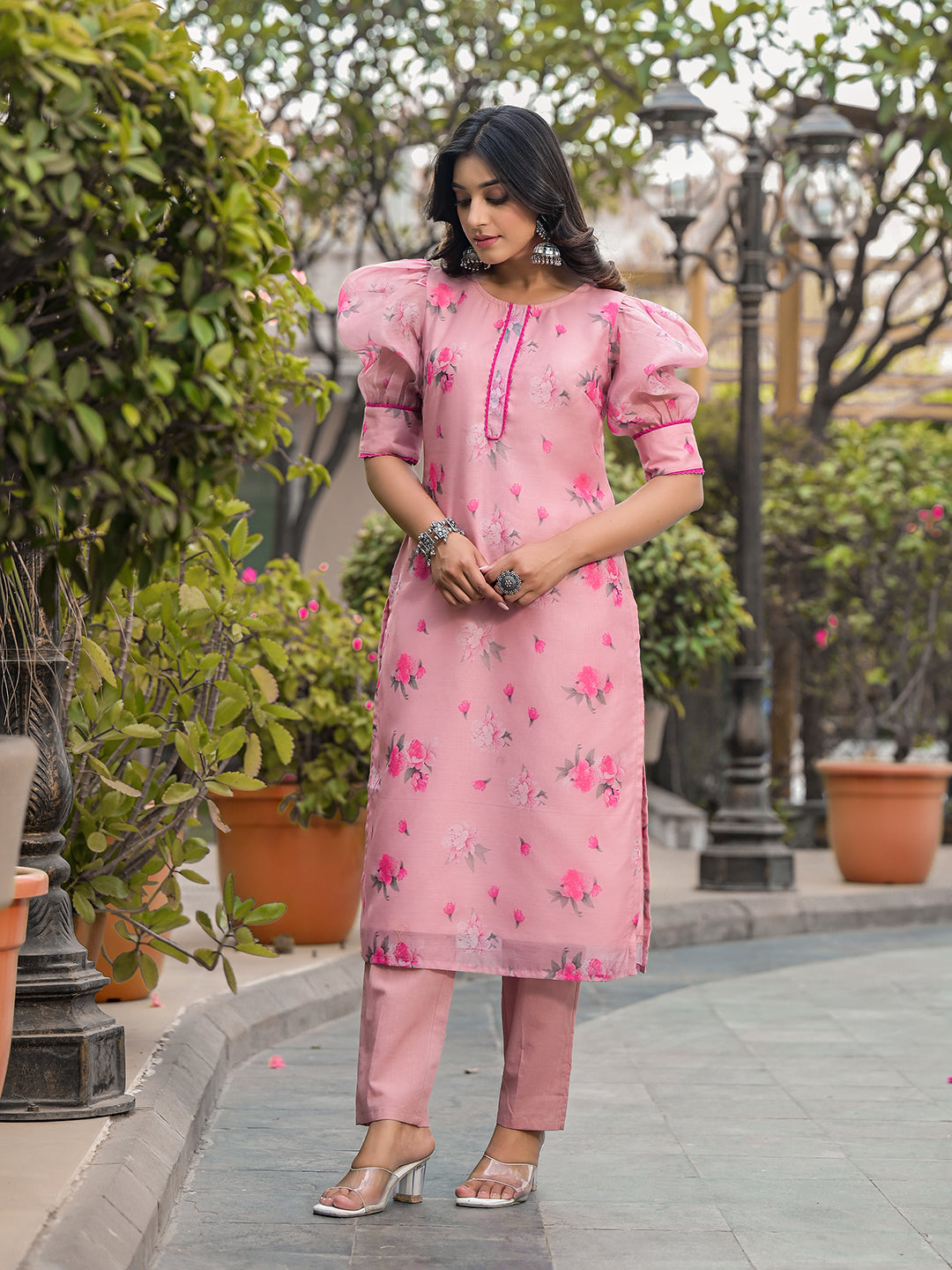 Blush Pink Floral Chanderi Kurta Set With Dupatta - Elganza