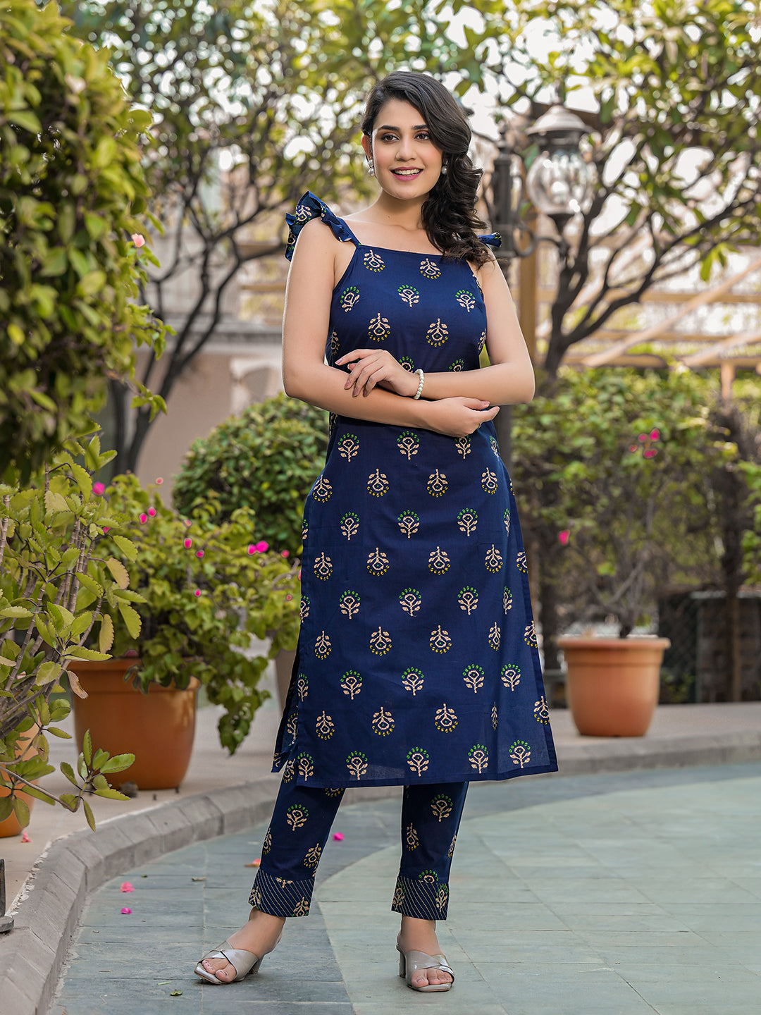 Indigo Kurta Pant Set - Elganza