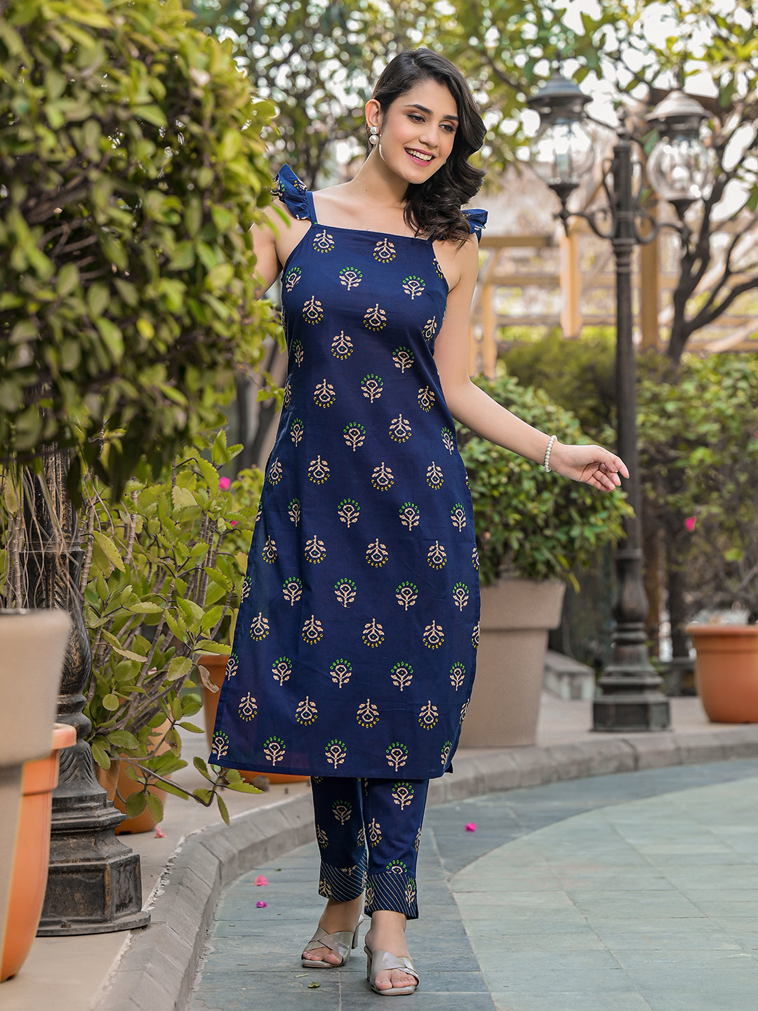 Indigo Kurta Pant Set - Elganza