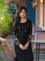 Elegant Black Floral Embroidered Straight Kurta