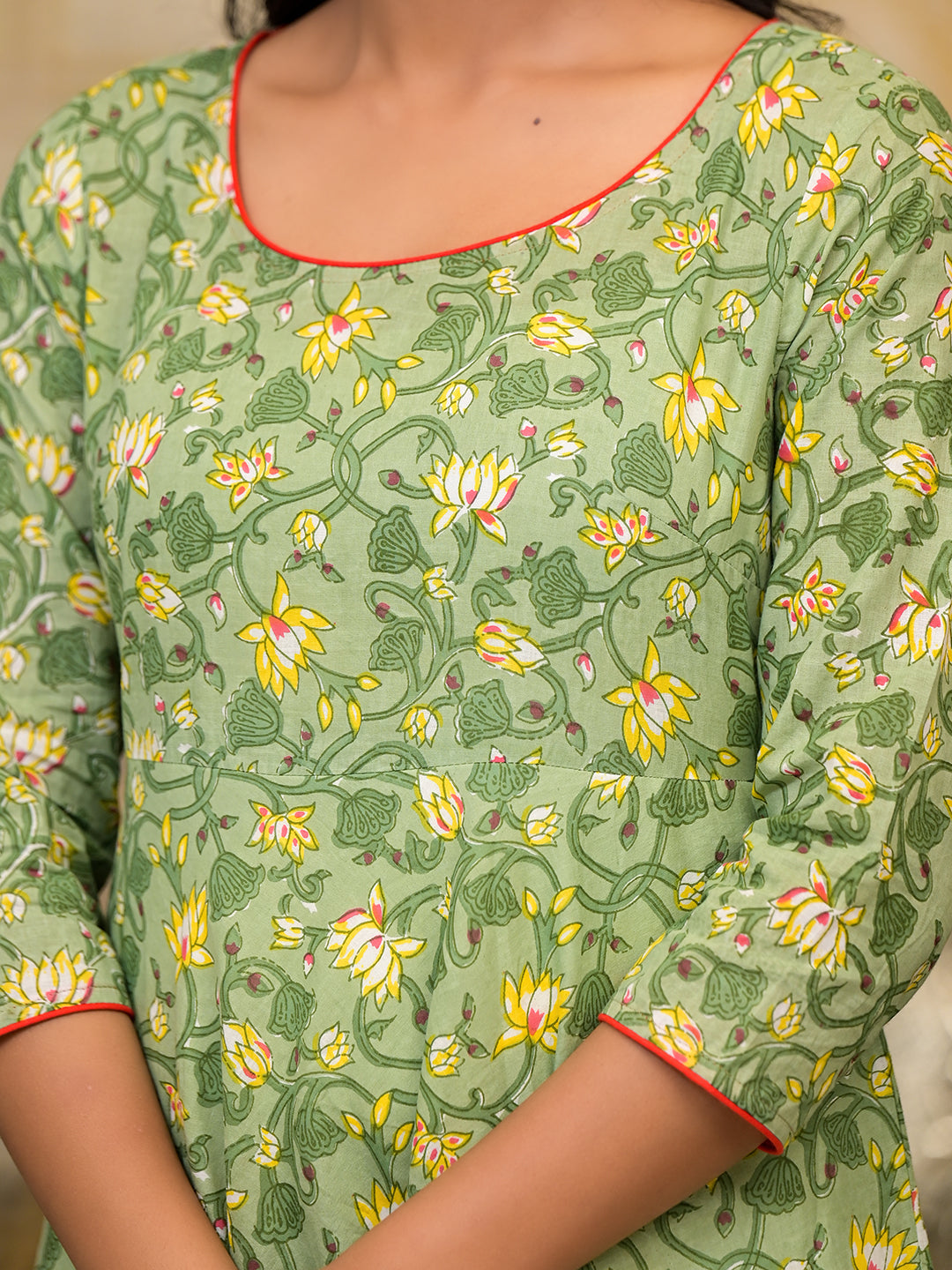 Green Floral print Layered Maxi Dress - Elganza