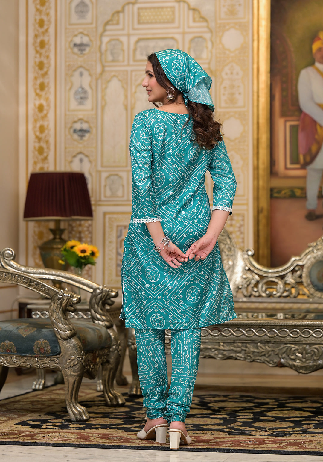Green Bandhani Chudaar Kurta Set - Elganza