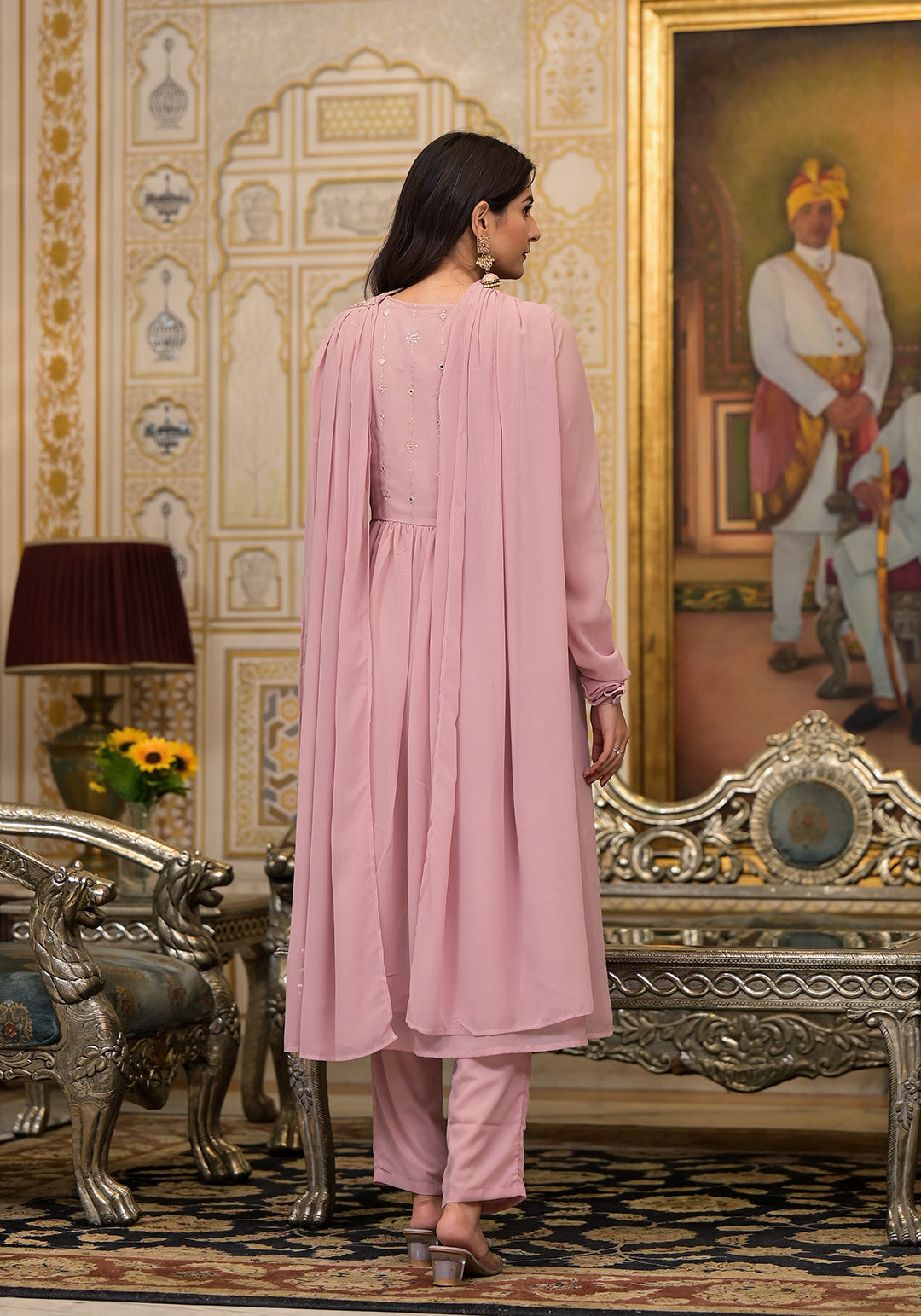 Powder Pink sequinned Nyra Cut Kurta Set - Elganza
