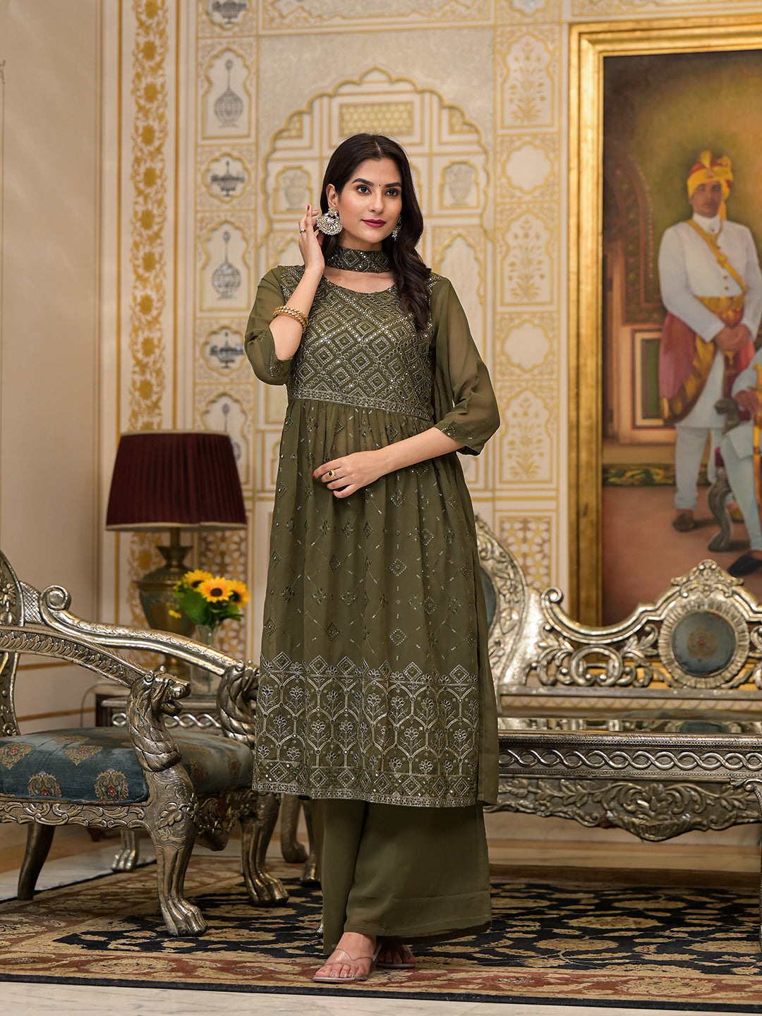 Mehendi green Sequinned Kurta Set with Dupatta - Elganza