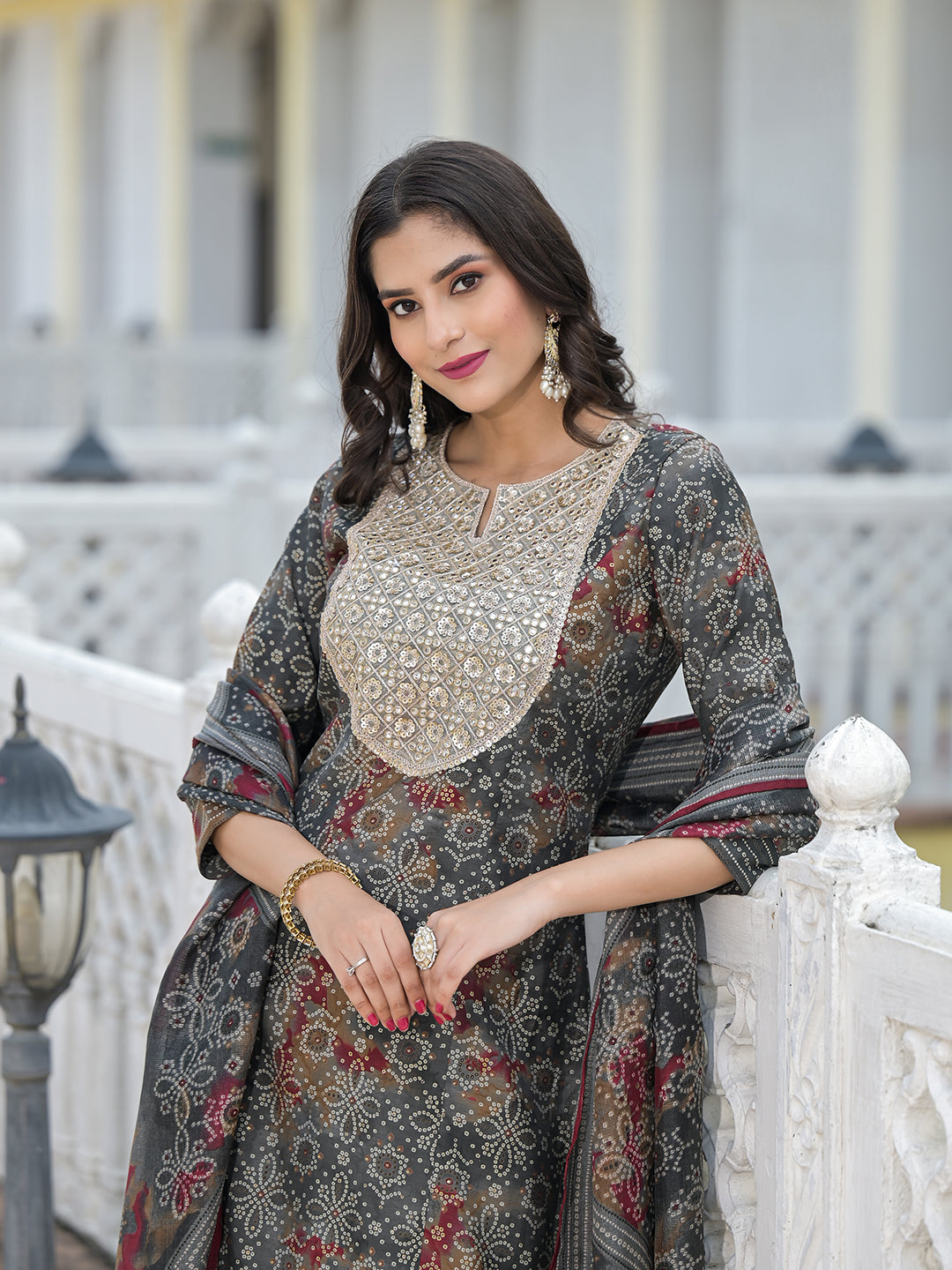 Grey Bandhani Kurta Set with embroidered patch on yoke - Elganza