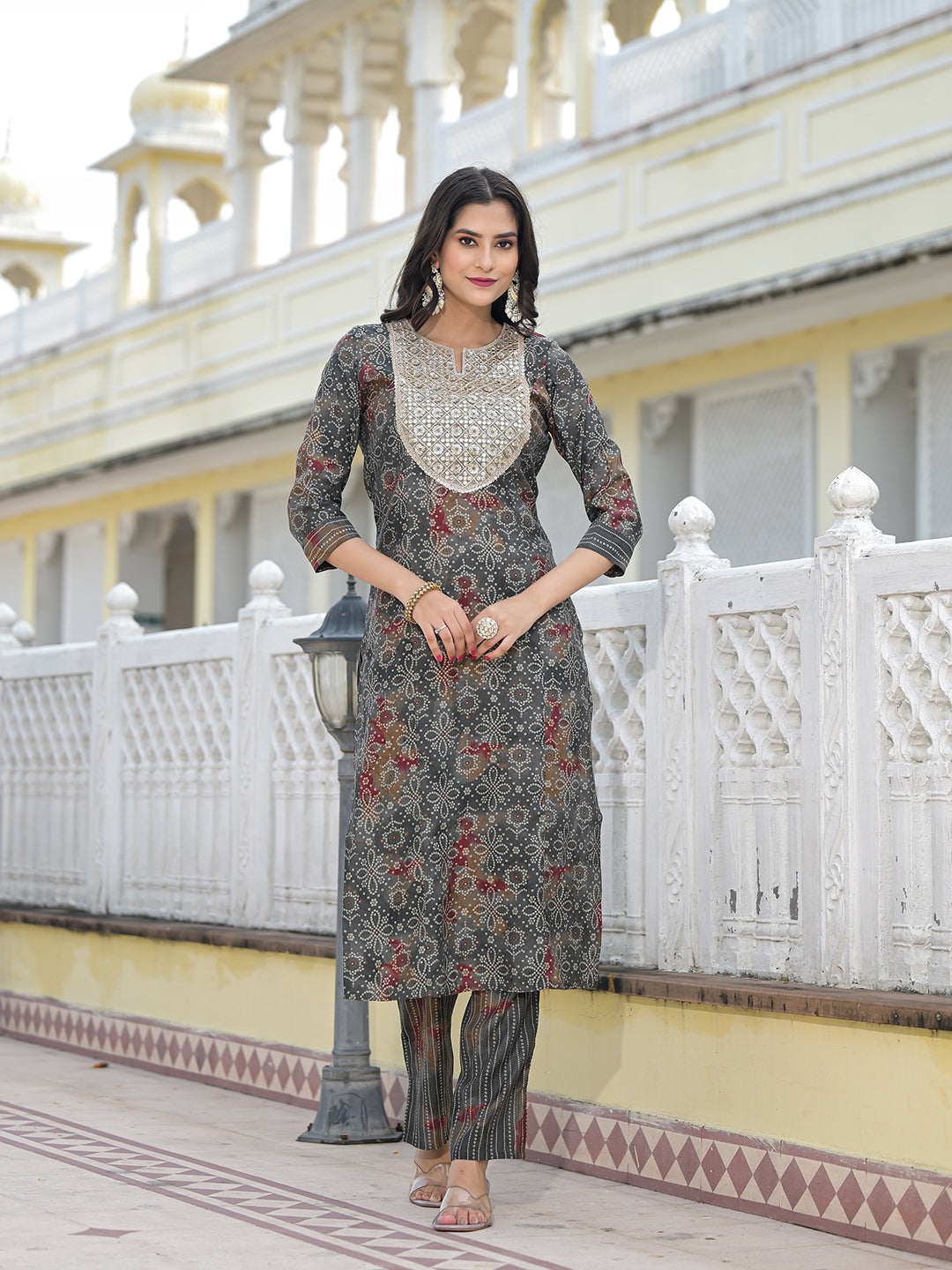 Grey Bandhani Kurta Set with embroidered patch on yoke - Elganza