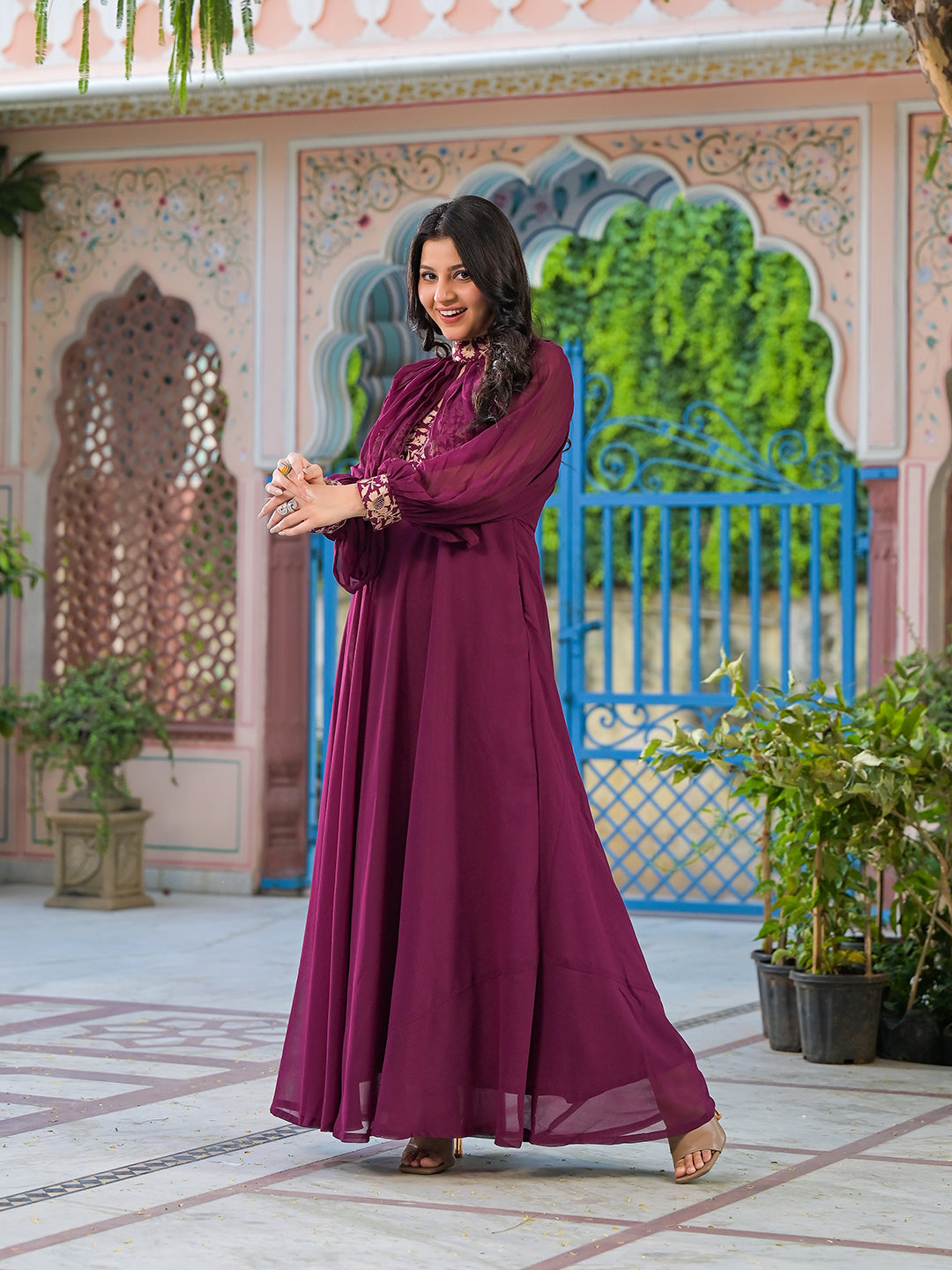 Wine Maxi Dress With Flared Sleeve - Elganza