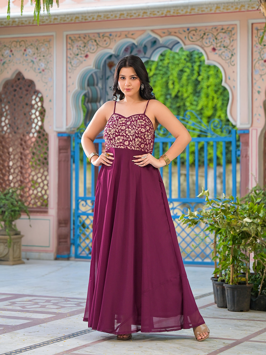 Wine Maxi Dress With Flared Sleeve - Elganza
