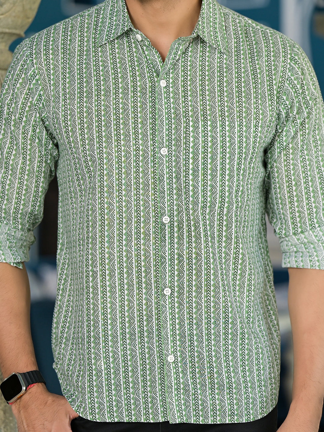 Green Geometric print Shirt - Elganza