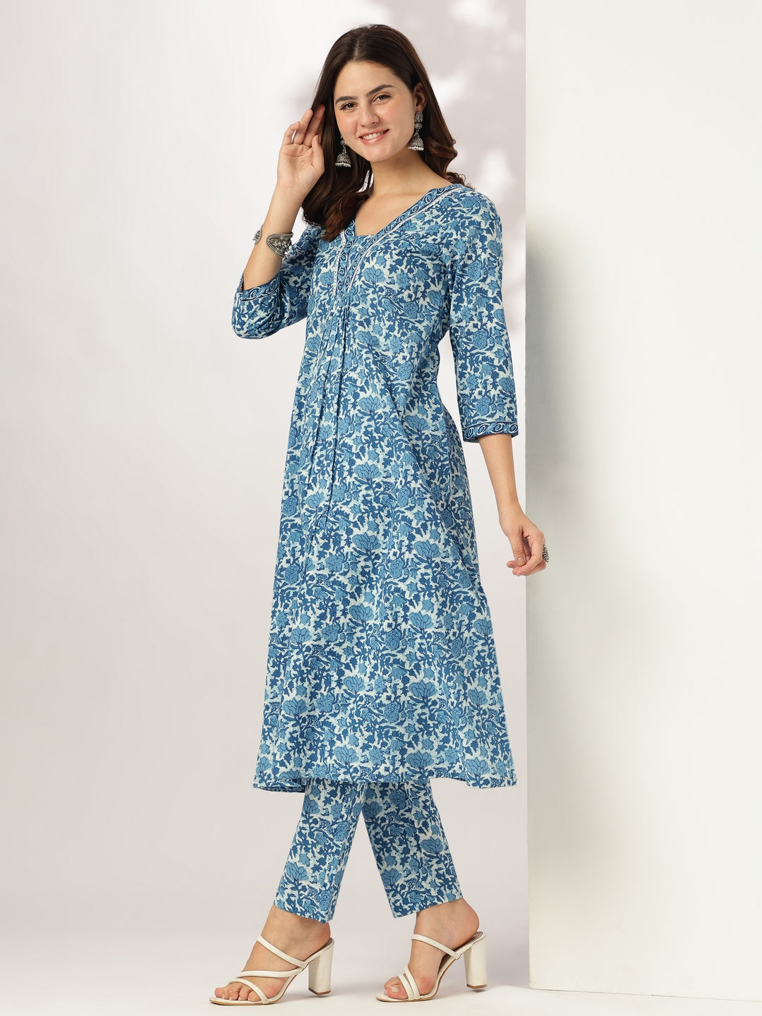 Women's Indigo Pure Cotton Floral Printed A-line Kurta Pant Set