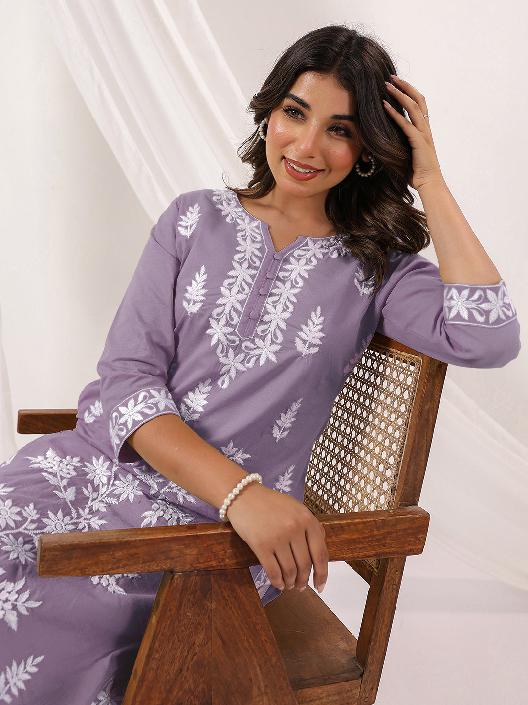 Women's Light Purple Pure Cotton Embroidered Straight Kurta