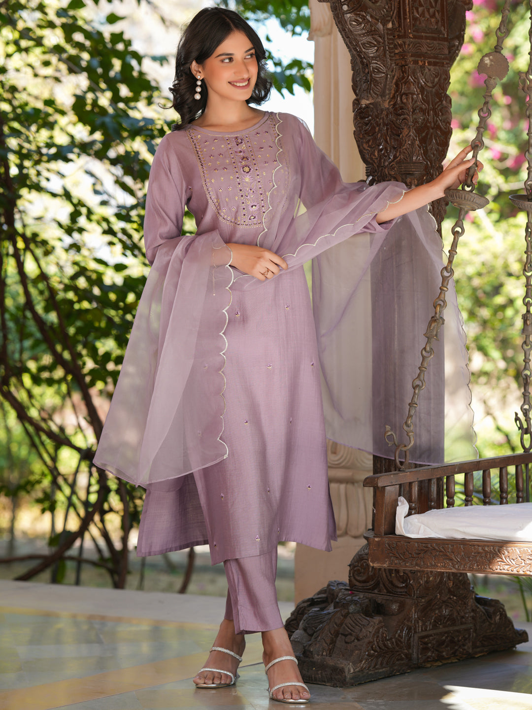 Women's Lavender Silk Blend Embroidered Straight Kurta Set