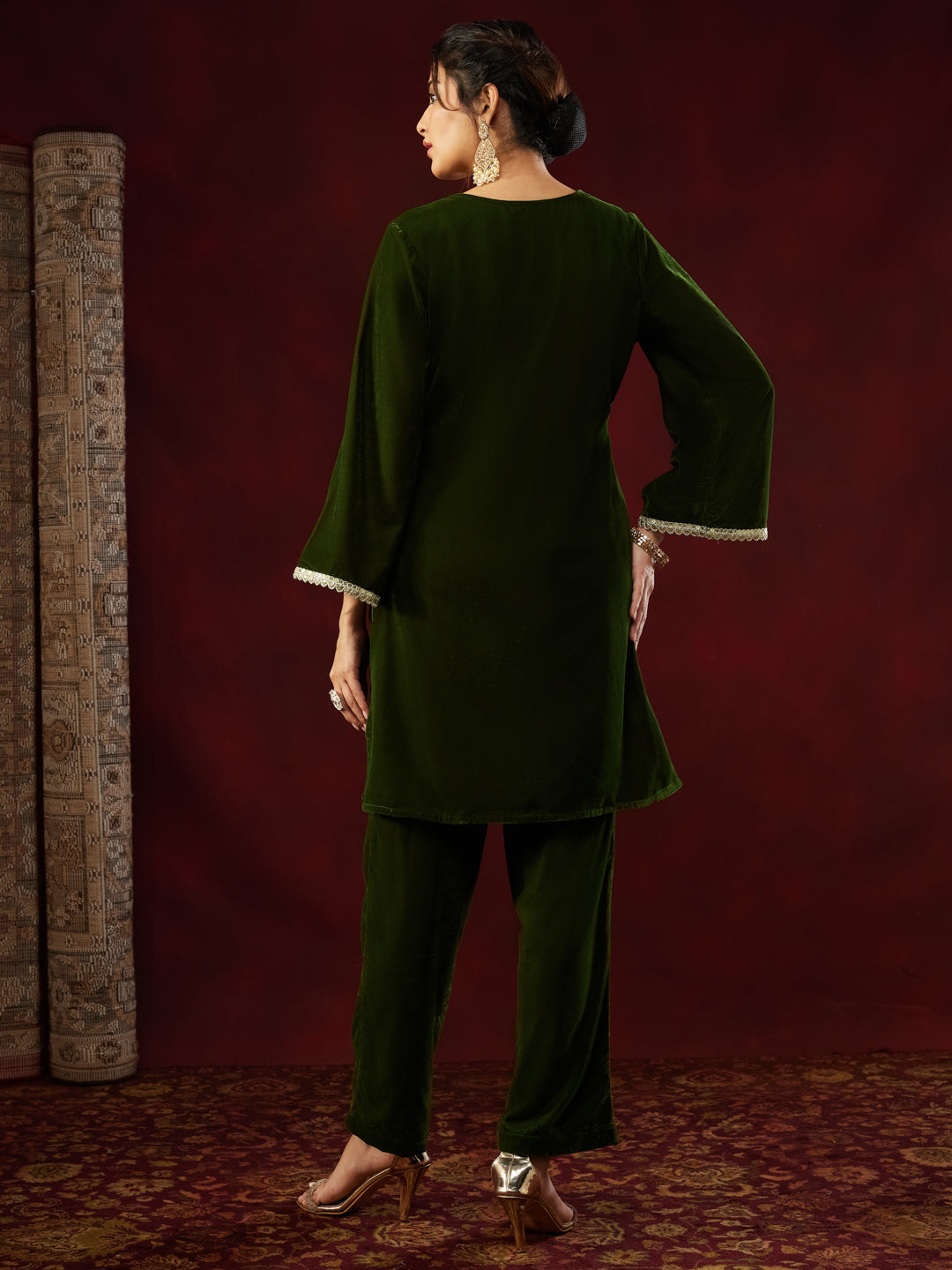 Women's Olive Green Velvet Zari Embroidered Straight Co-ord Set