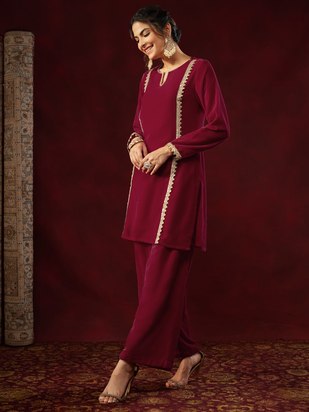 Women's Pink Velvet Embellished Straight Co-ord Set