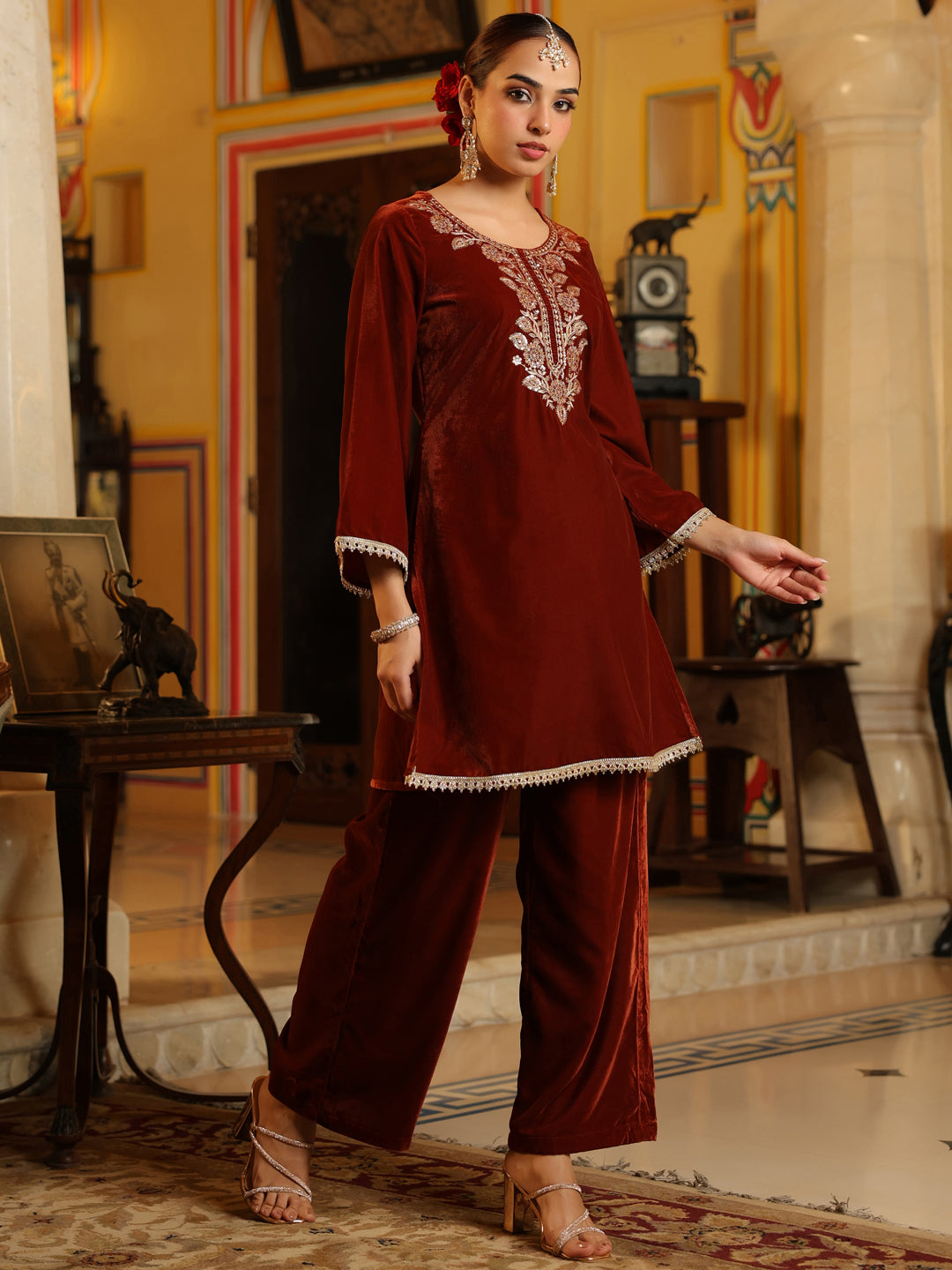 Women's Brown Velvet Yoke Zari Embroidered Straight Co-ord Set