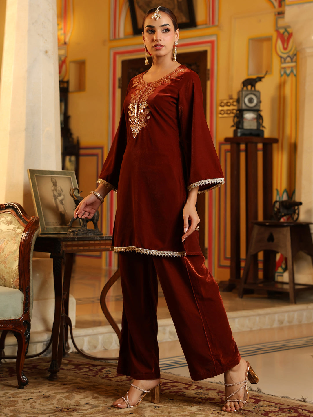 Women's Brown Velvet Yoke Zari Embroidered Straight Co-ord Set