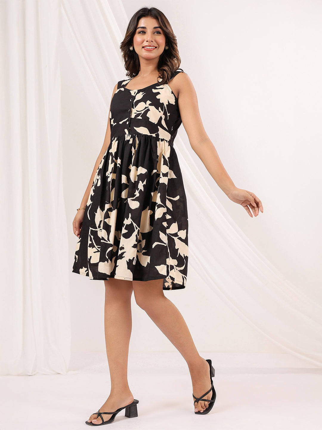 Women's Black & Cream Pure Cotton Floral Printed Fit & Flare Dress
