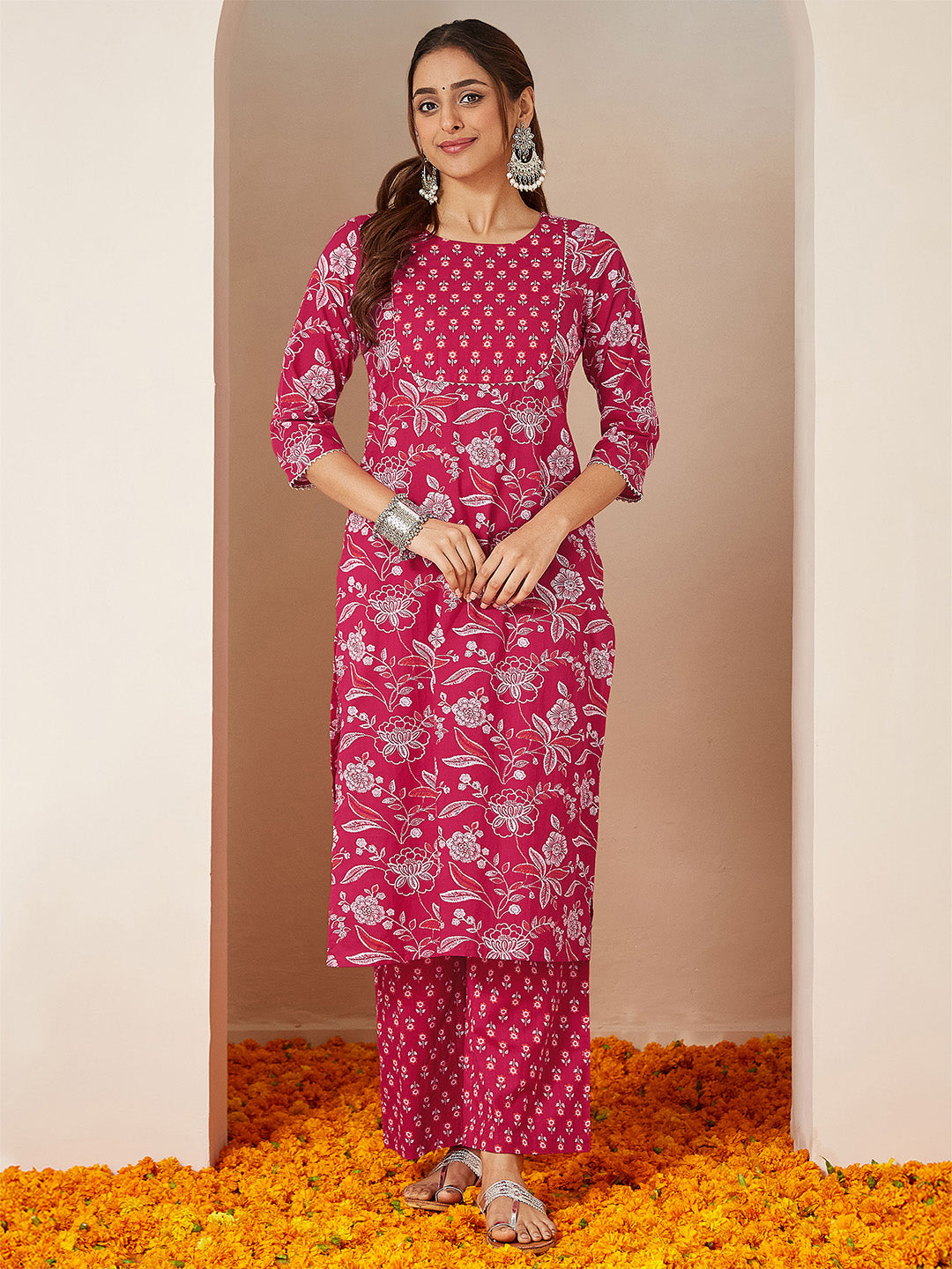 Women's Magenta Pink Pure Cotton Floral Printed Straight Kurta Pant Set