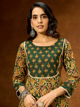 Women's Green Pure Cotton Paisley Printed Straight Kurta Pant Set