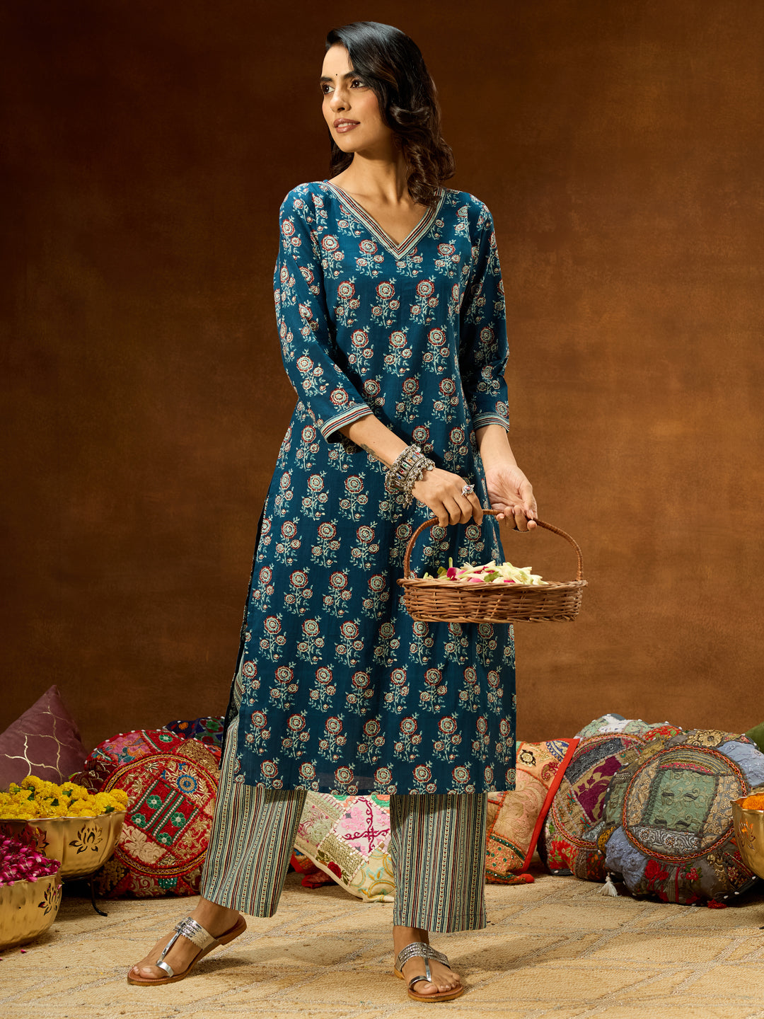 Women's Blue Pure Cotton Floral Printed Straight Kurta Pant Set