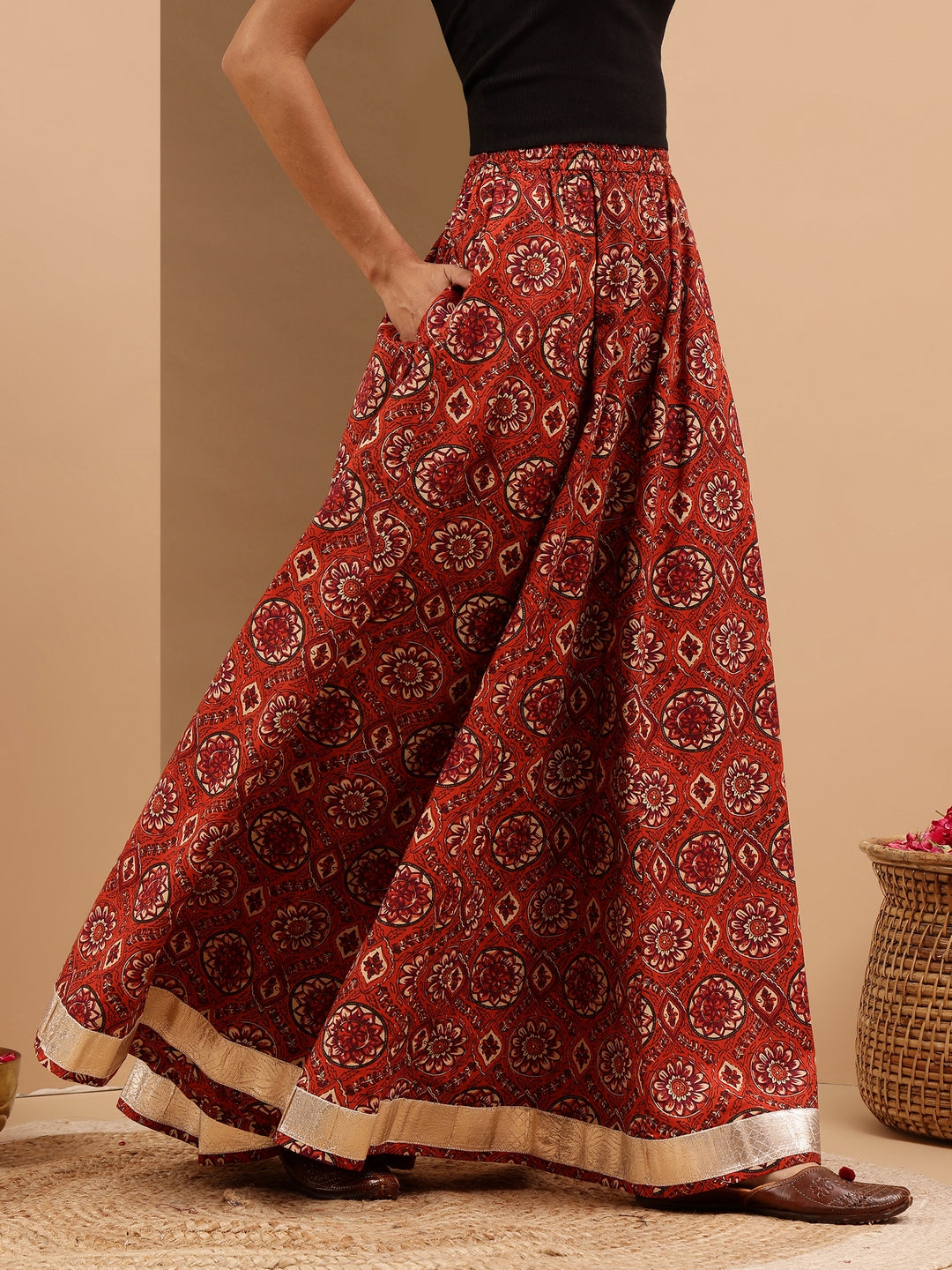 Women's Rust Pure Cotton Floral Printed Flared Skirt