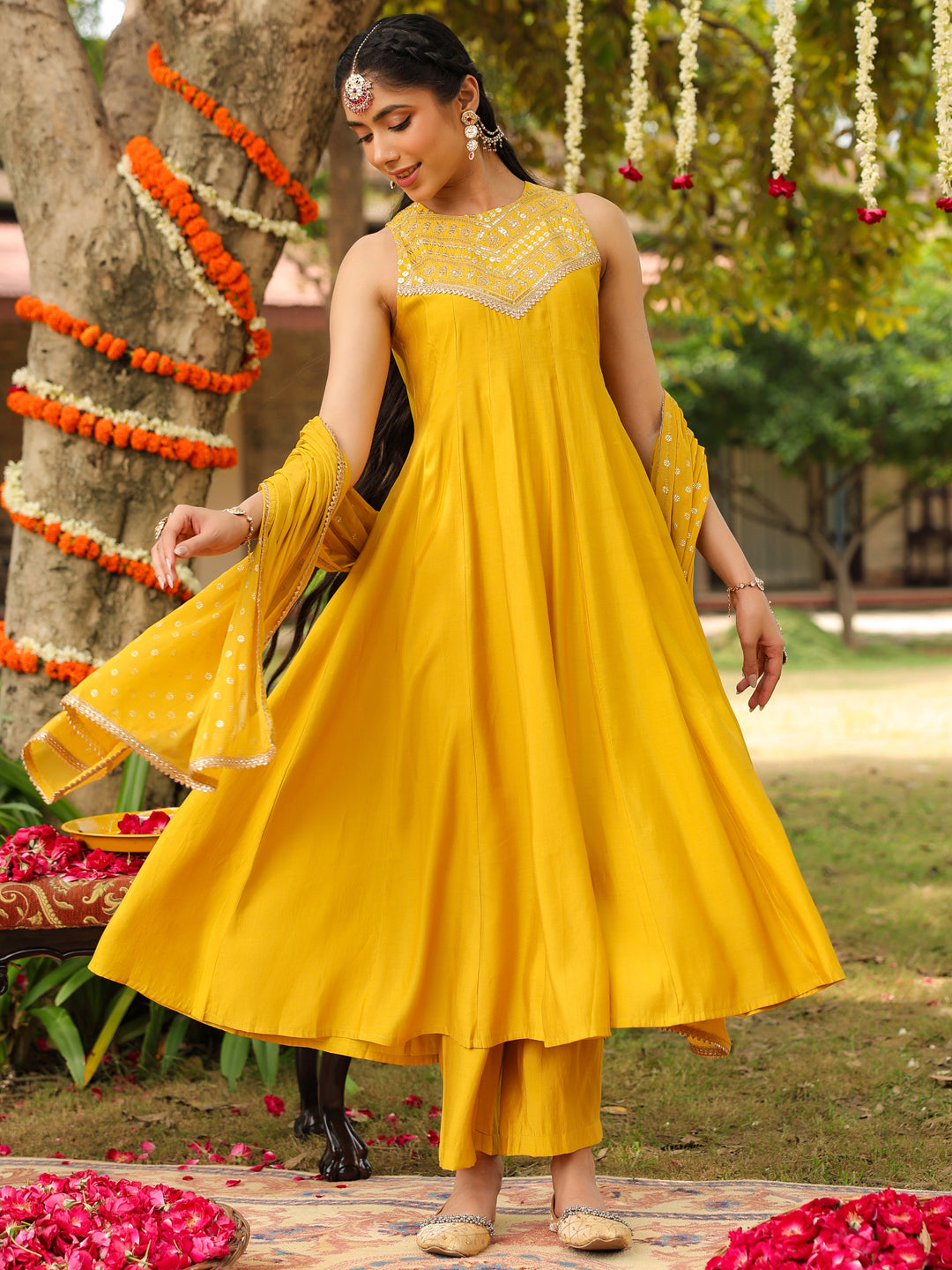 Women Yellow Chanderi Silk Embellished Anarkali Kurta Set With Dupatta