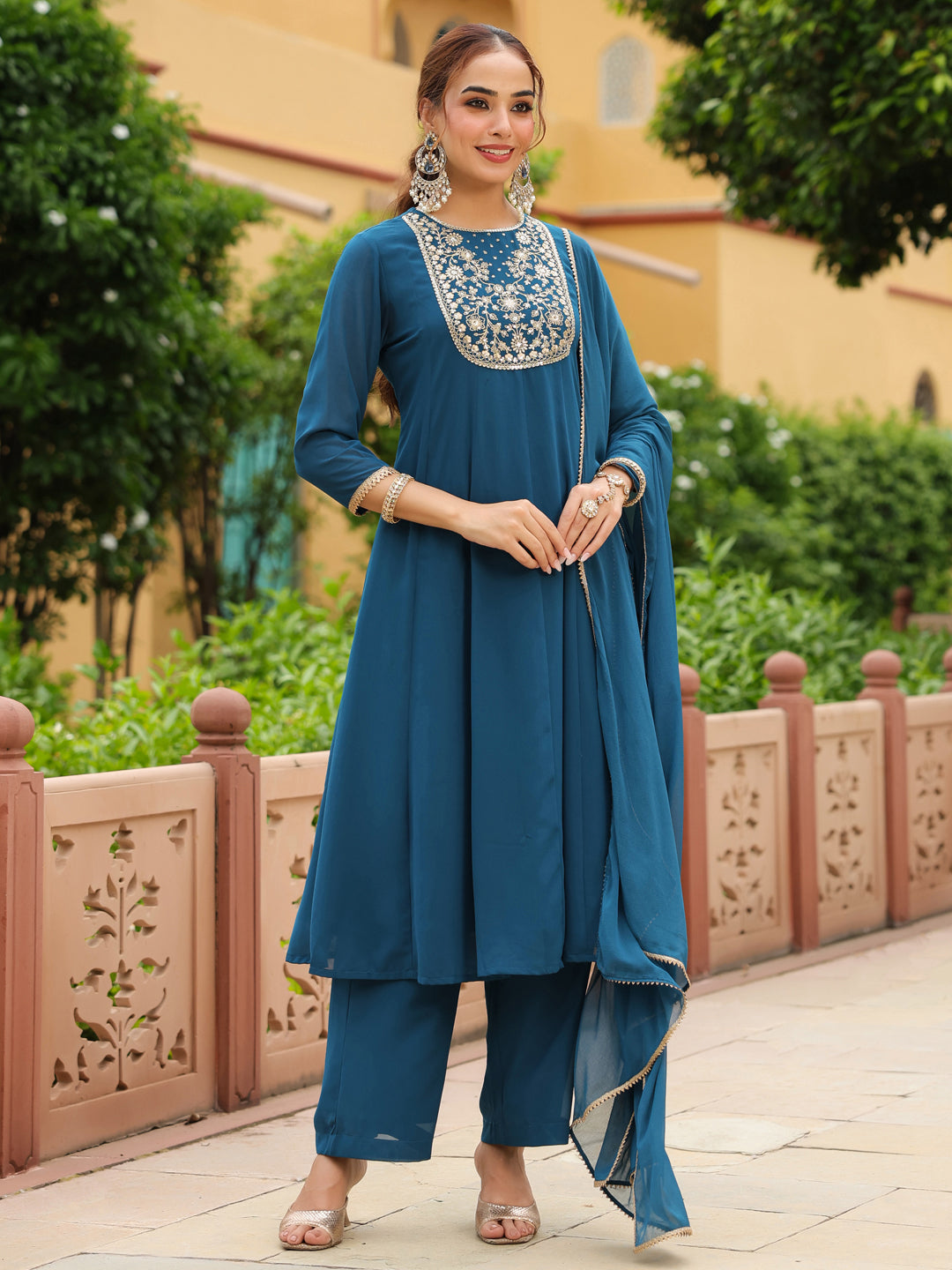 Women's Teal Georgette Zari Yoke Embroidered Anarkali Kurta Set With Dupatta