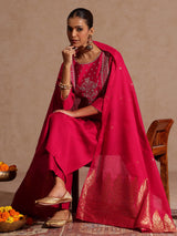 Women's Pink Silk Blend Zari Yoke Embroidered Straight Kurta Set