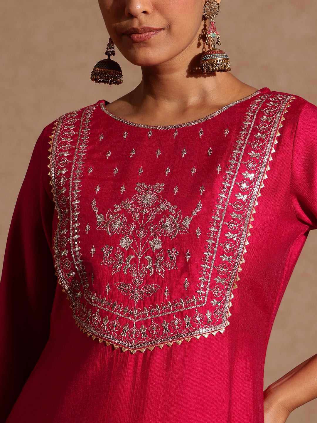 Women's Pink Silk Blend Zari Yoke Embroidered Straight Kurta Set