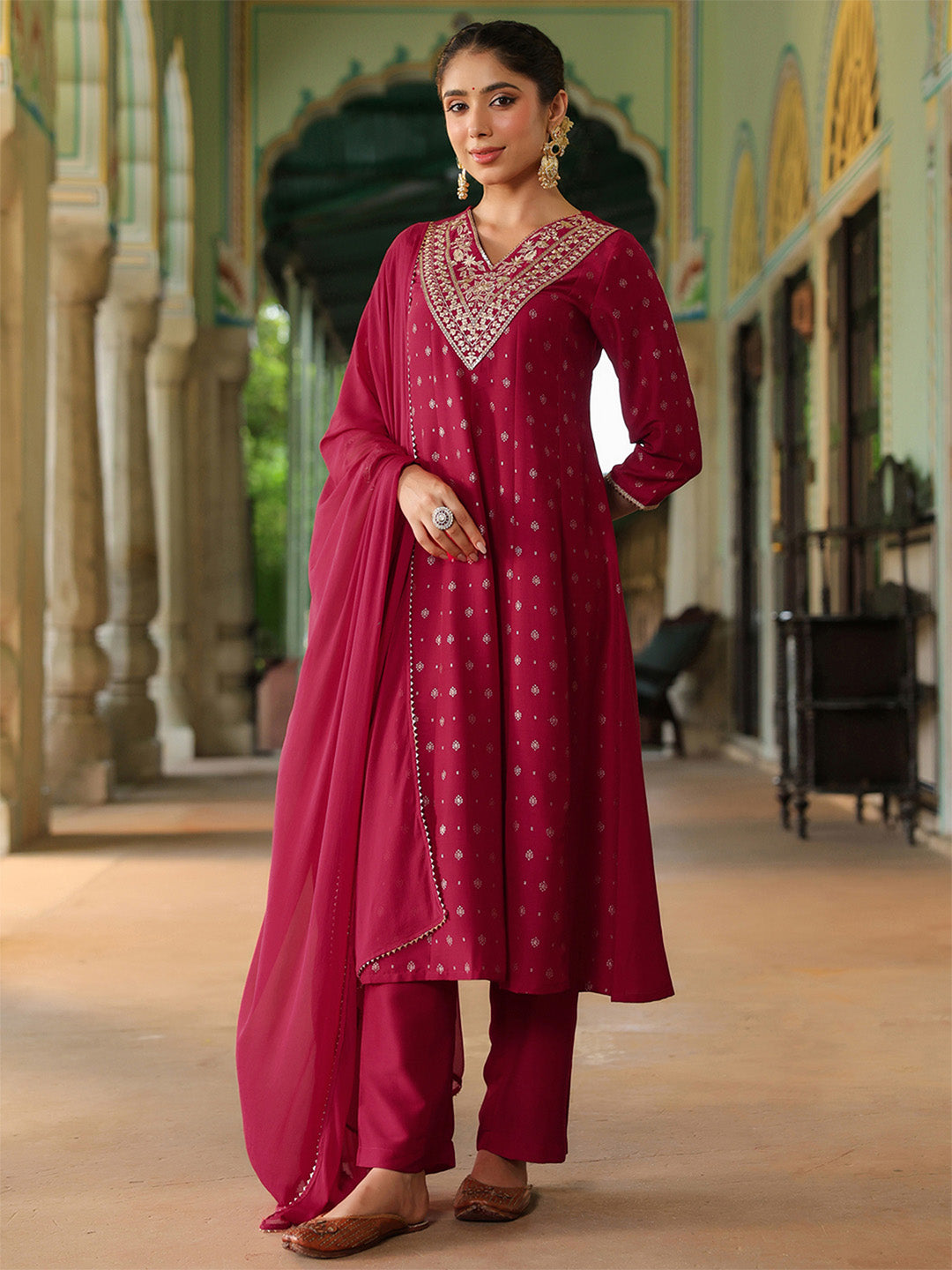 Women's Pink Silk Blend Zari Yoke Embroidered Gold Printed Anarkali Kurta Set